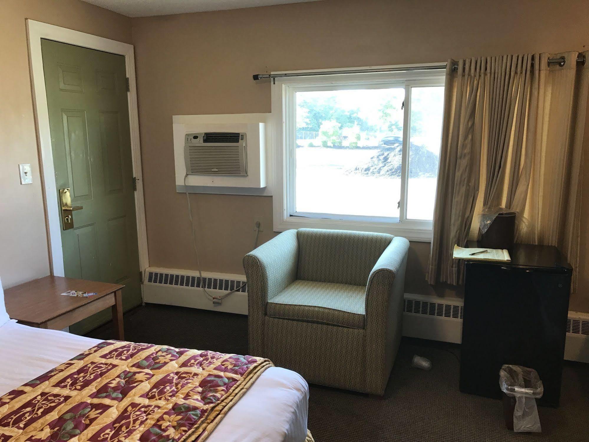 Capri Motel Dartmouth Экстерьер фото